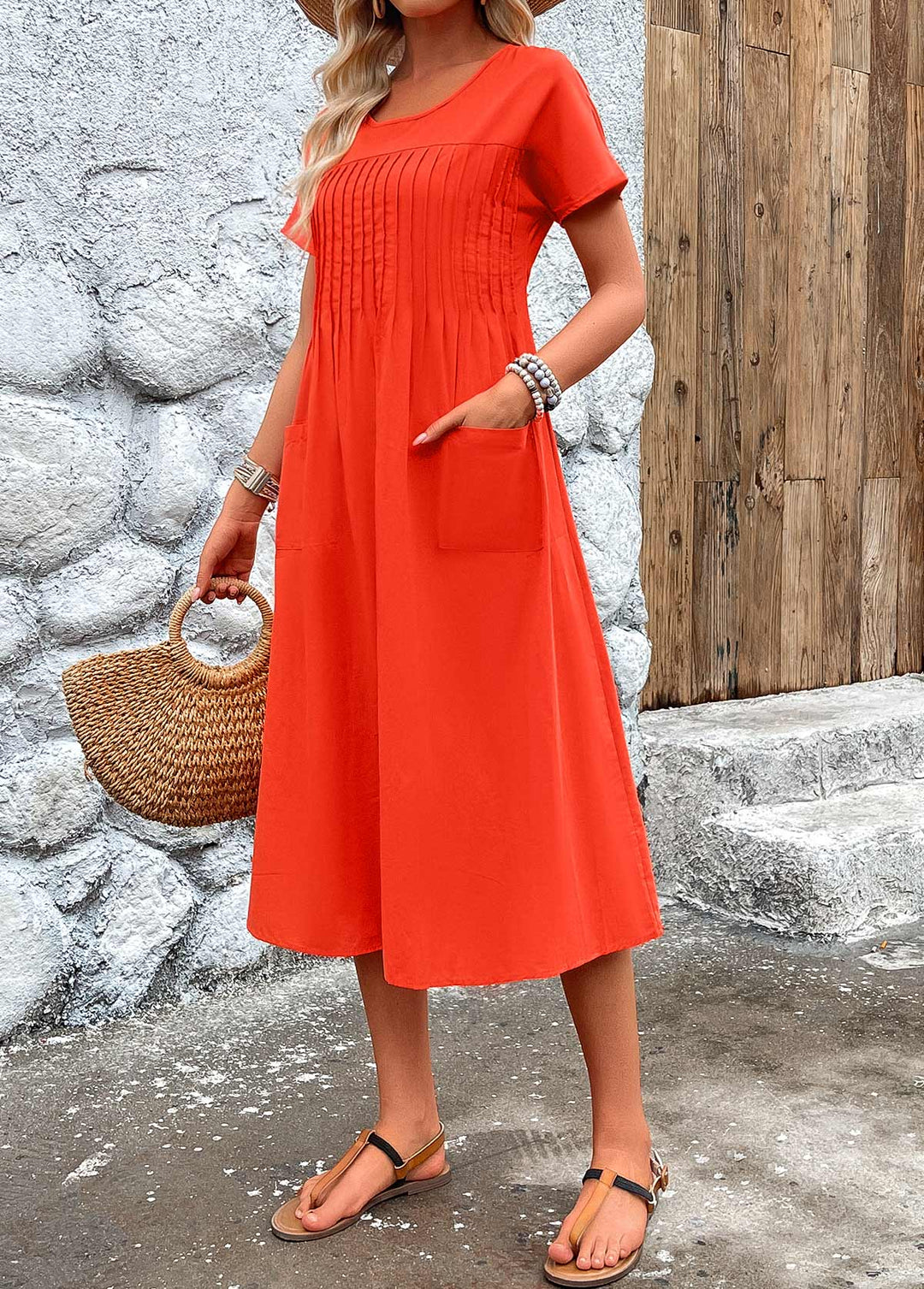 Robe À Manches Courtes & À Col Rond